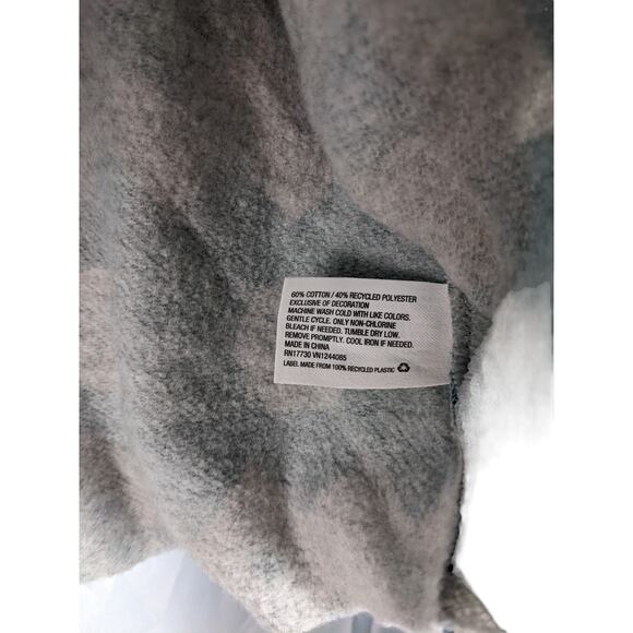 Colsie Cropped Sweatshirt Fair Isle Fleece Lounge Gray S Teal Long Sleeves Crew - Picture 7 of 9